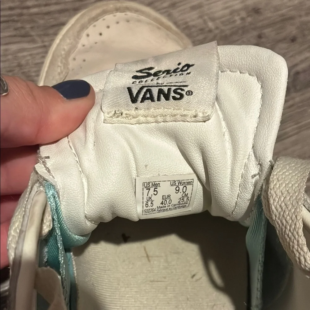 Vans Off-White and Beige Sneakers - Picture 3 of 6